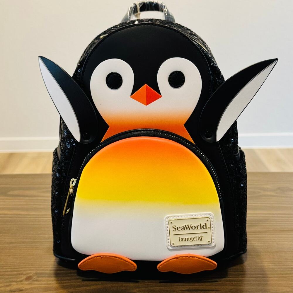 Loungefly SeaWorld Penguin Mini Backpack NWT Movable Wings Sequin Rare